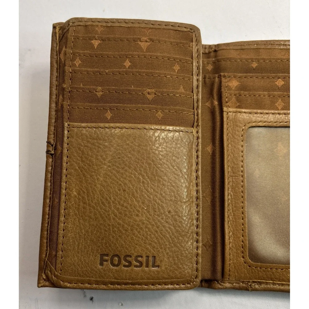 Fossil Wallet Brown Leather Quadfold Solid‎ Credit Card Holder Wallet Key